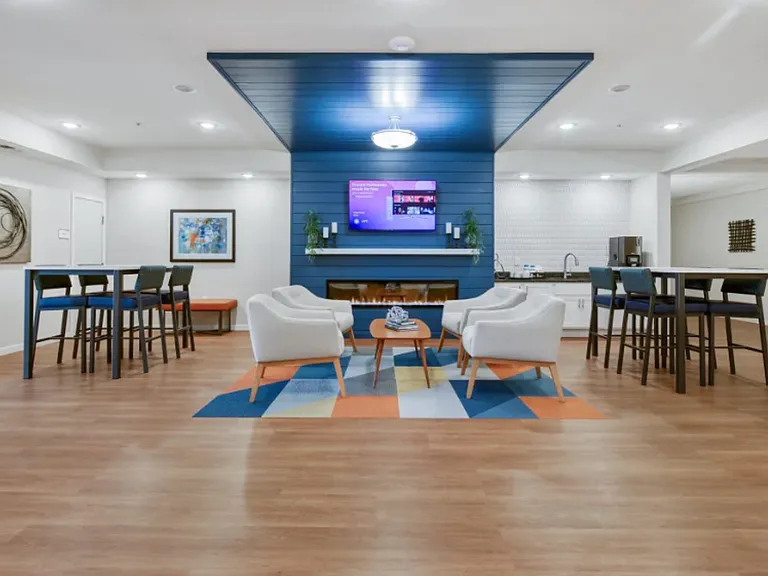 Anchor View Apartments — Photo 11