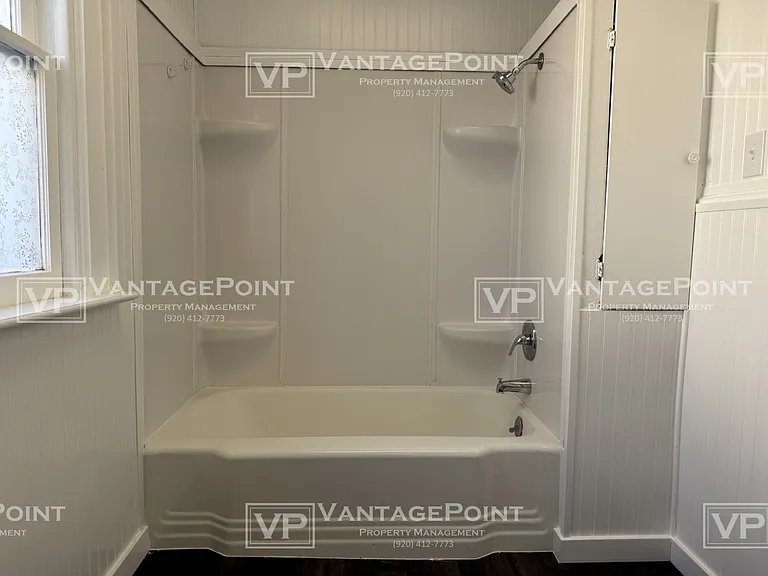 131 S Ashland Ave — Photo 15
