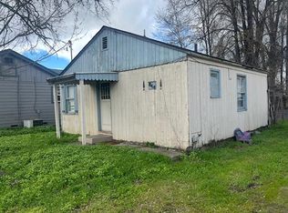 844 W Stewart Ave, Medford, OR 97501