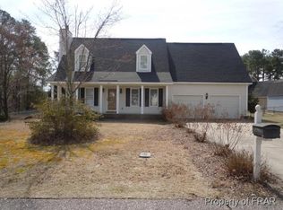8121 Dunholme Dr, Fayetteville, NC 28304