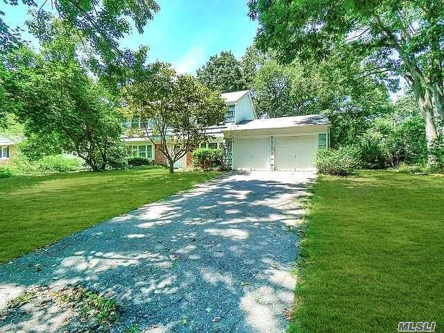 1st image of 10 Shawmont Ln