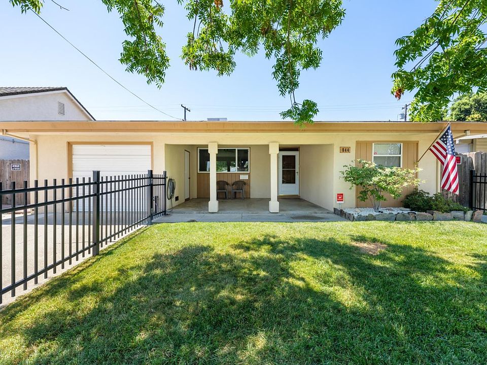 1st image of 644 Arthur Dr