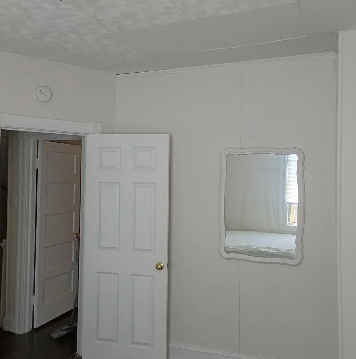 1 bed, 940 sqft, $700 — Photo 3