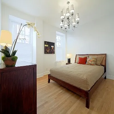 Rented by Metropolitan Equities | media 21