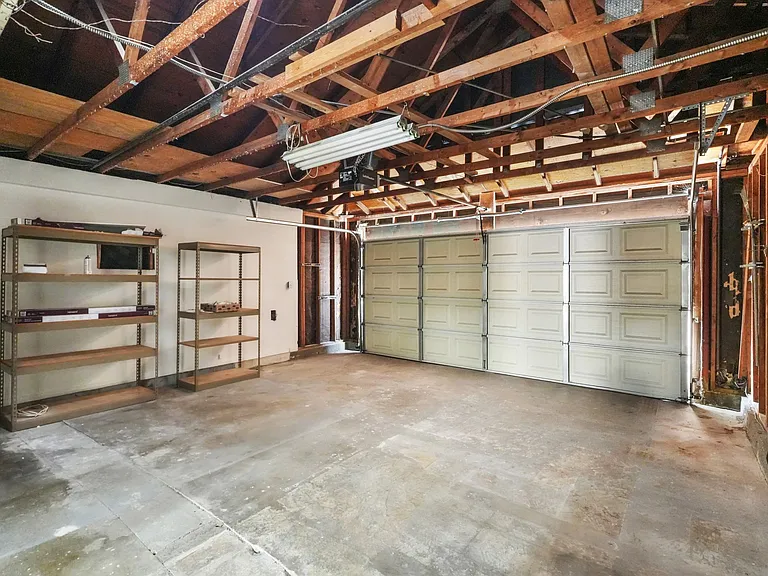 14189 Aztec St — Photo 29