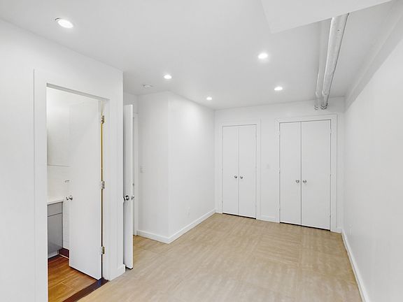 4th image of 1141 Union St #1