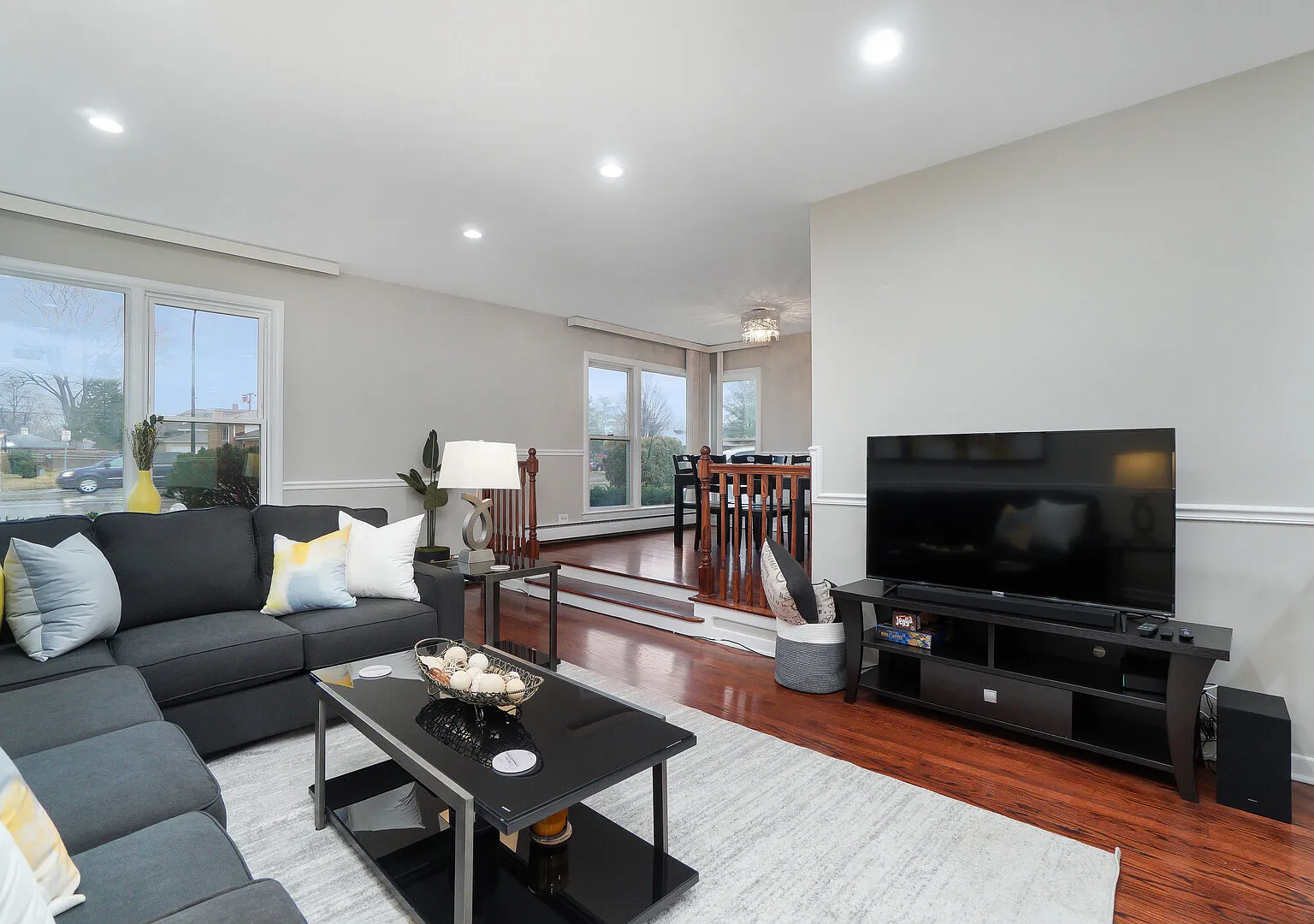 Lincolnwood Rental - N Crawford Ave — Photo 1