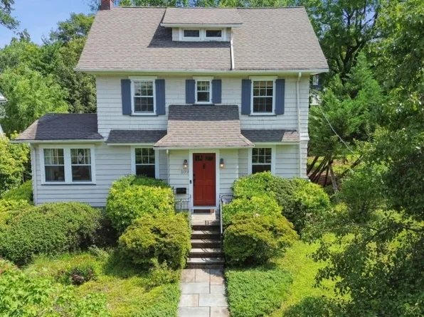 109 Tuscan Rd, Maplewood Twp., NJ 07040