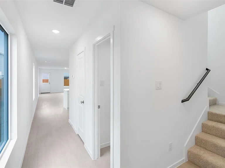 725 Wagtail Dr — Photo 6