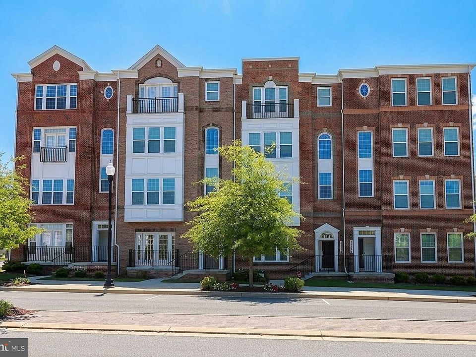 1st image of 12854 Cloverleaf Center Dr #165