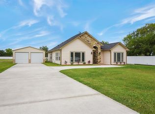 1641 County Road 965, Alvin, TX 77511