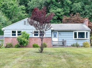 622 Stone Rd, Windsor, CT 06095