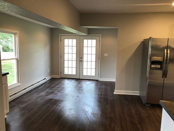 Kitchen/ breakfast nook