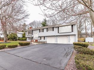 94 Candy Ln, Brockton, MA 02301
