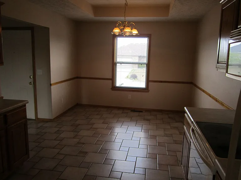 3820 W Cardinal St — Photo 5