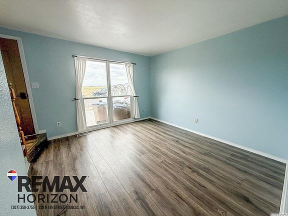 3rd image of 4213 Crow Dr