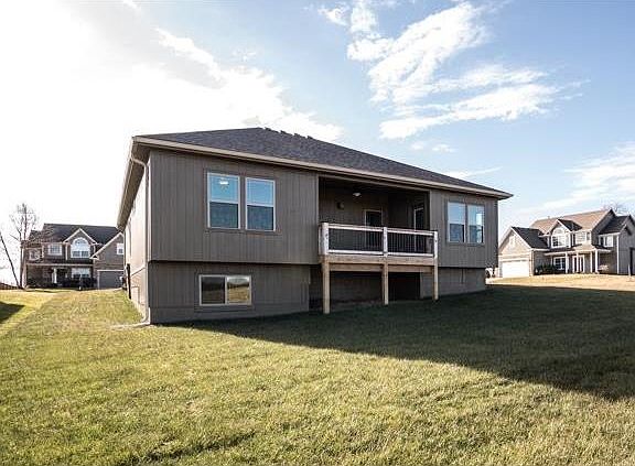 Fully sodded yard and daylight basement