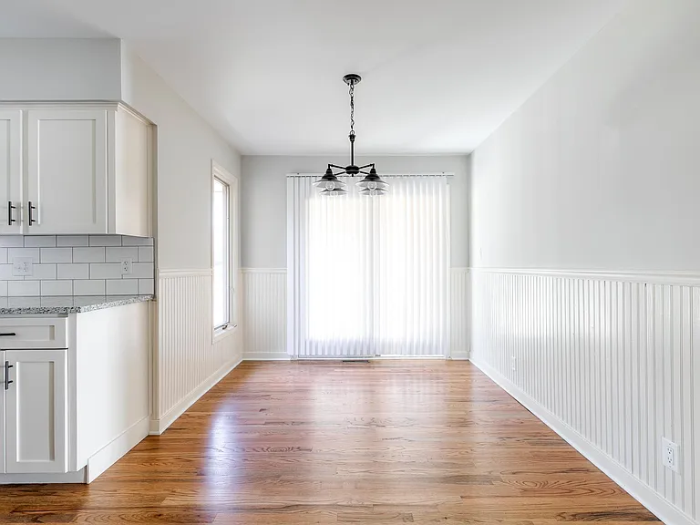 4612 N College Ave — Photo 10