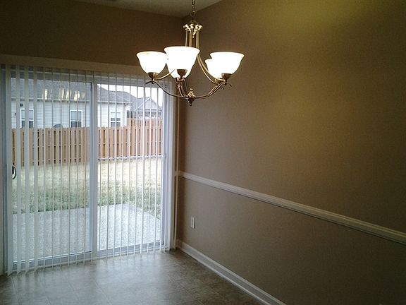3rd image of 1074 Savannah Ave