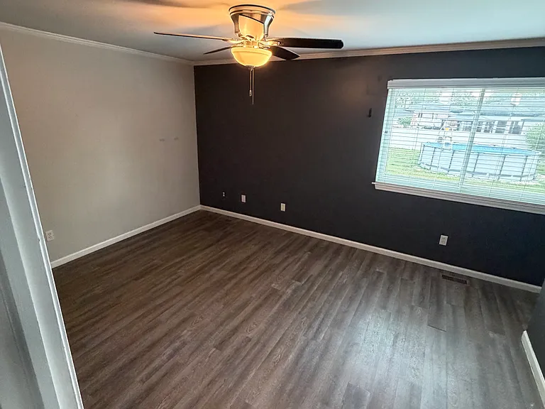 29931 Rosslyn Ave — Photo 13