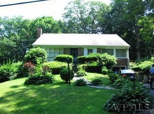 34 Waterbury Pkwy, Cortlandt Manor, NY 10567