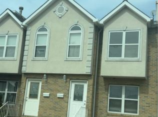 150 Jefferson Ave APT B, Mineola, NY 11501