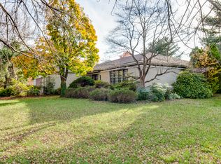 19 Lakeview Ct, Cherry Hill, NJ 08003