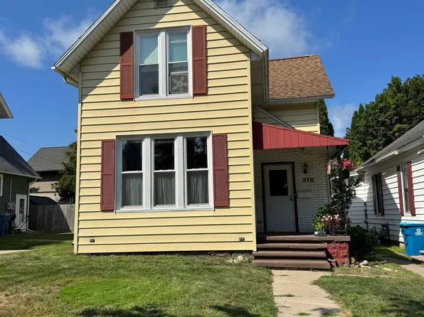 370 4th St, Manistee, MI 49660