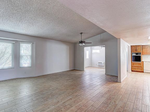 4th image of 1061 Leisure World