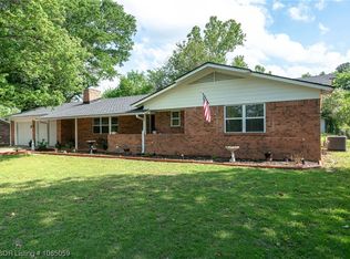 707 Rena Rd, Van Buren, AR 72956