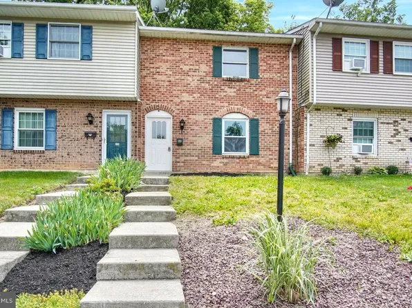 80 Queen Ave, Enola, PA 17025