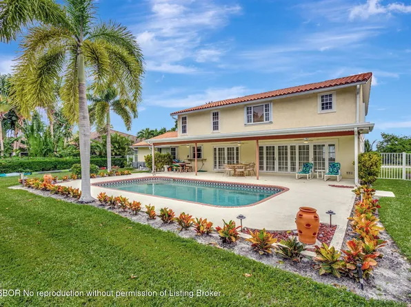 1141 Pine Point Rd, Riviera Beach, FL 33404