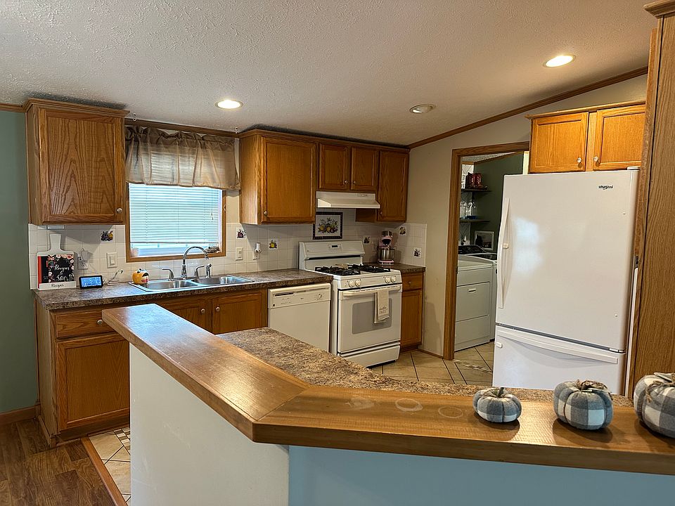 477 Spanish Oak Ln 477, Whittaker, MI 48190 MLS 11218880 Zillow