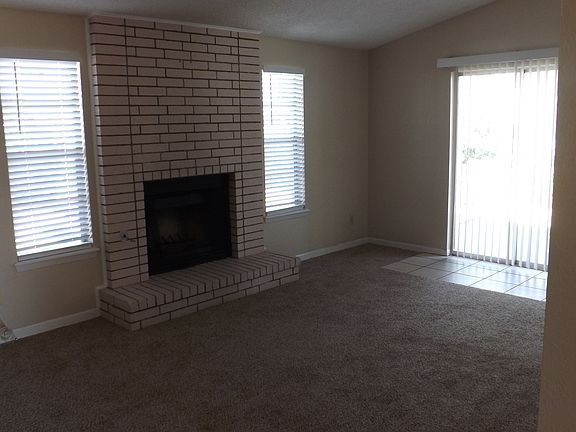 2nd image of 1017 Quinault Dr