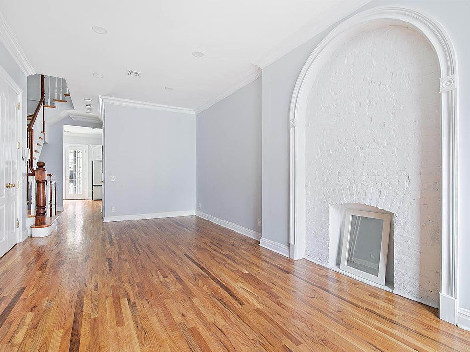 1st image of 116 W 136th St #C
