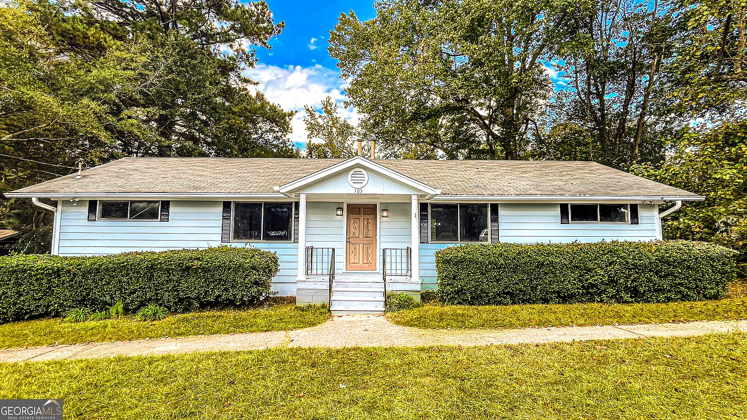 105 Highland Cir photo 1