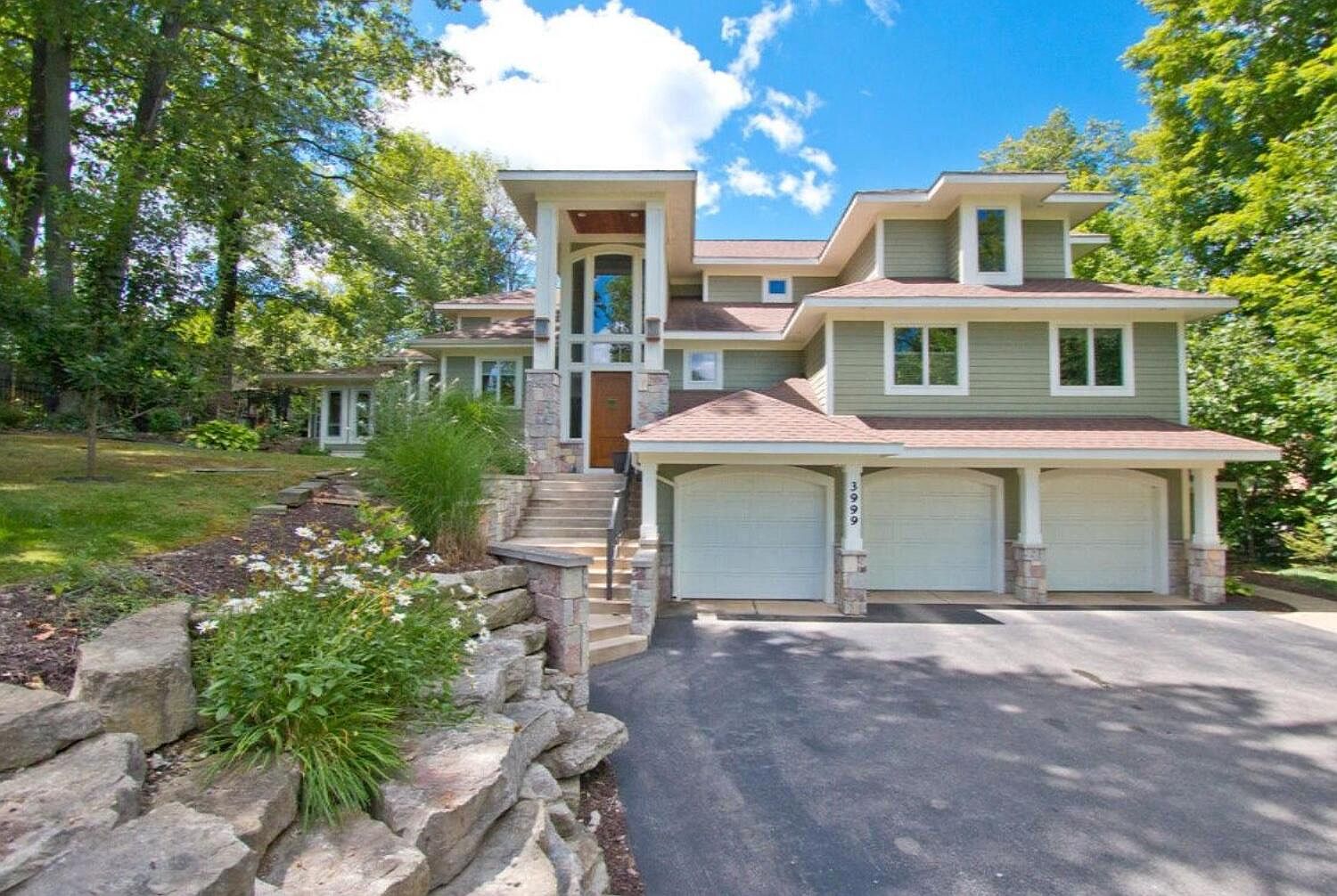 3999 Reeds Lake Blvd SE, Grand Rapids, MI 49506 Zillow