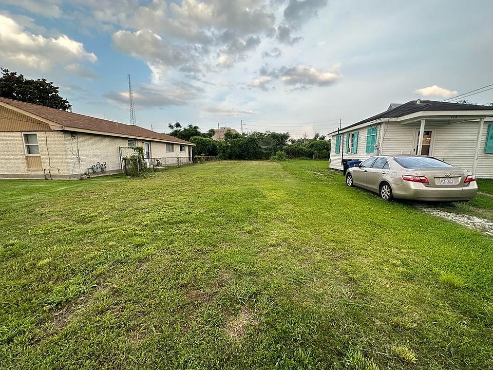 2nd image of 424 Wagner St