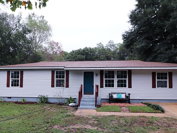 New vinyl siding and windows