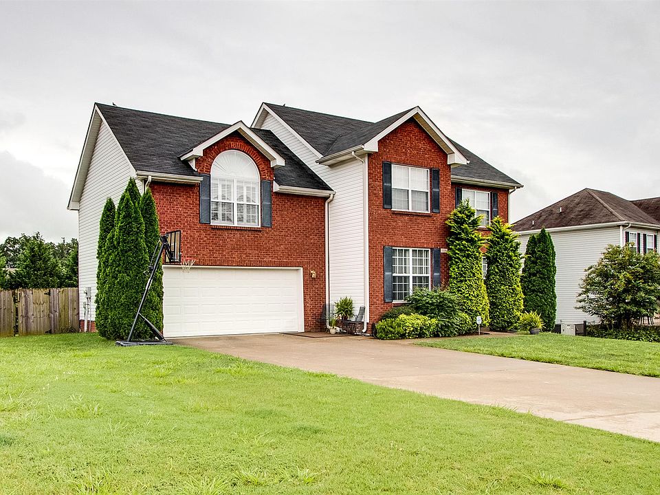 Huge bonus room!!