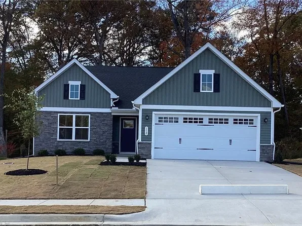 110 Martha Washington Pkwy, Williamsburg, VA 23185