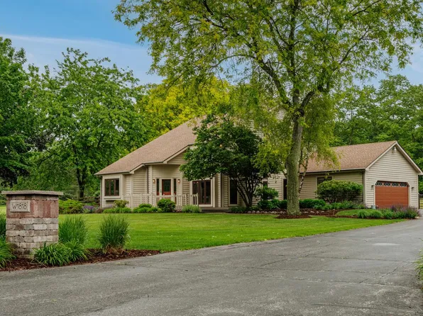 W1818 Lake ROAD, Mukwonago, WI 53149