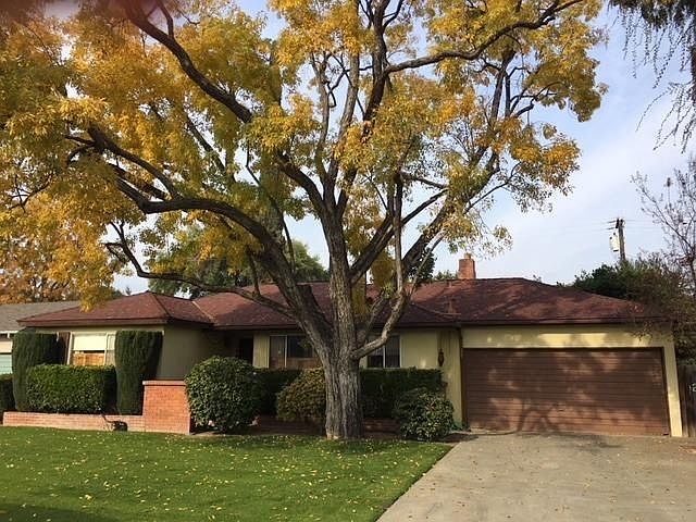 1st image of 2446 W Cambridge Dr