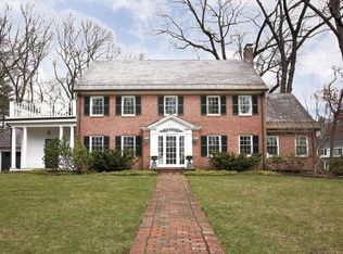 260 Quinobequin Rd, Newton, MA 02468