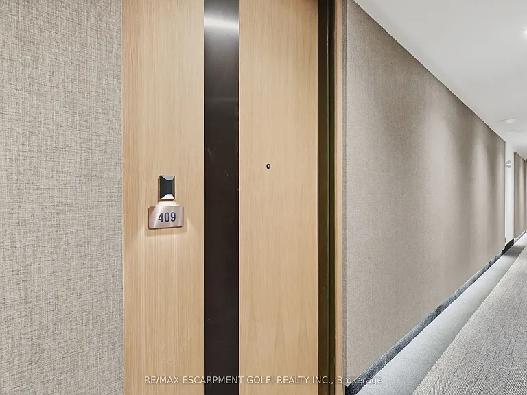 123 Maurice Dr #409 — Photo 3