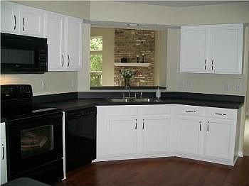 2nd image of 355 Briarbend Blvd