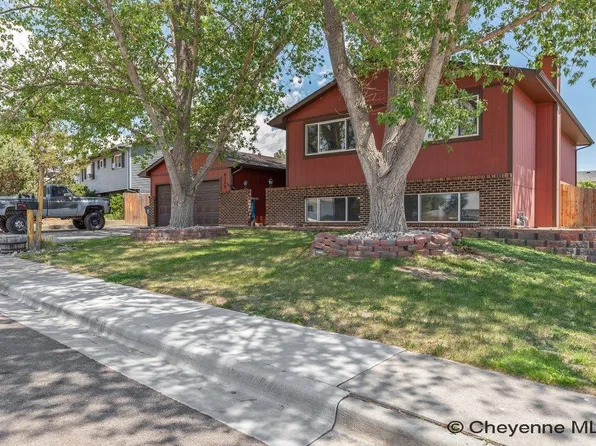 4349 Pierce Ave, Cheyenne, WY 82001