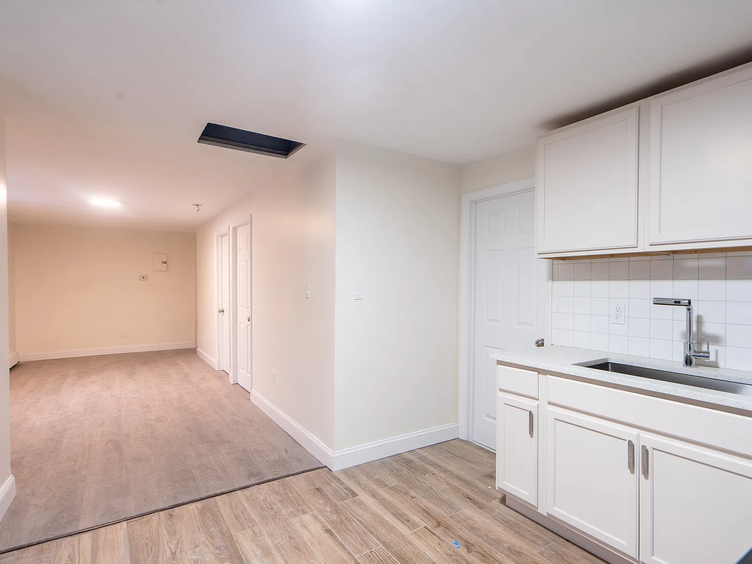 3 bed, $2,200 — Photo 3