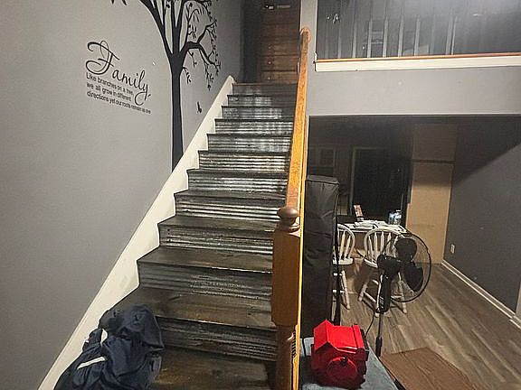 4th image of 1006 S 7th Ave