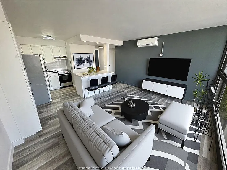 111 Riverside Dr E #215 — Photo 9